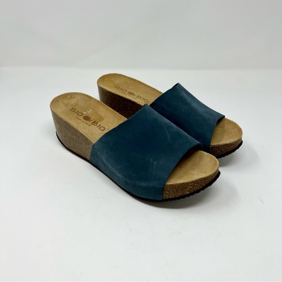 Bio Bio Platform Wedge Platform Sandals Blue Leather Cork Slip On Shoes Size 9.5 - Picture 2 of 11